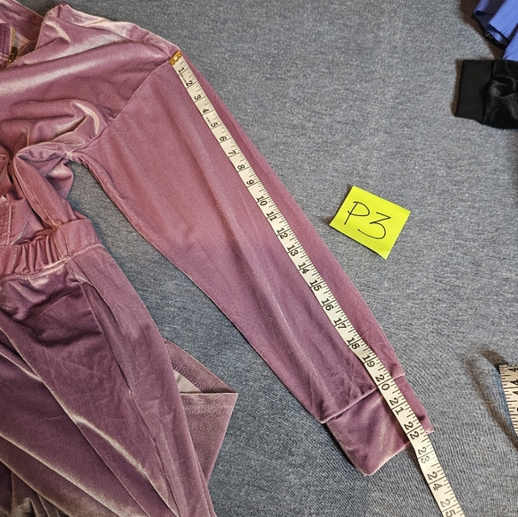 Fabletics Lavender Velvet Jumpsuit Size XL - Picture 13 of 15